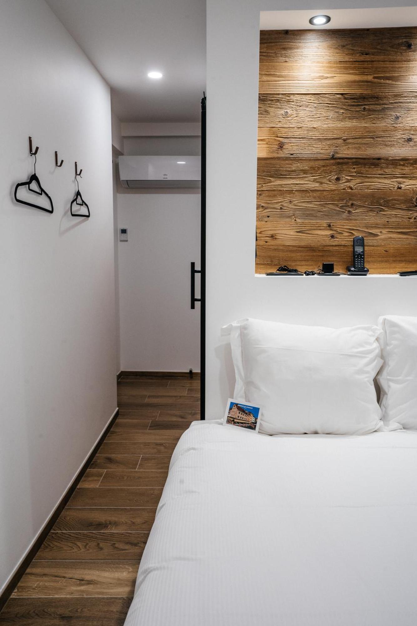 Auberge Du Lyonnais آنسي المظهر الخارجي الصورة